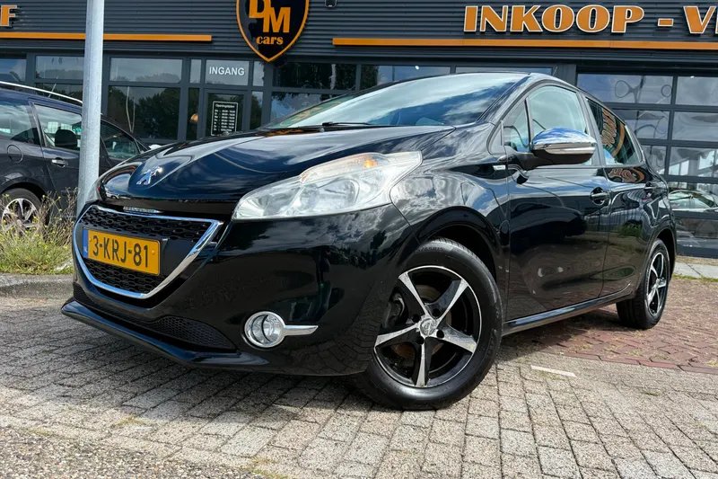Peugeot 208 (2013)