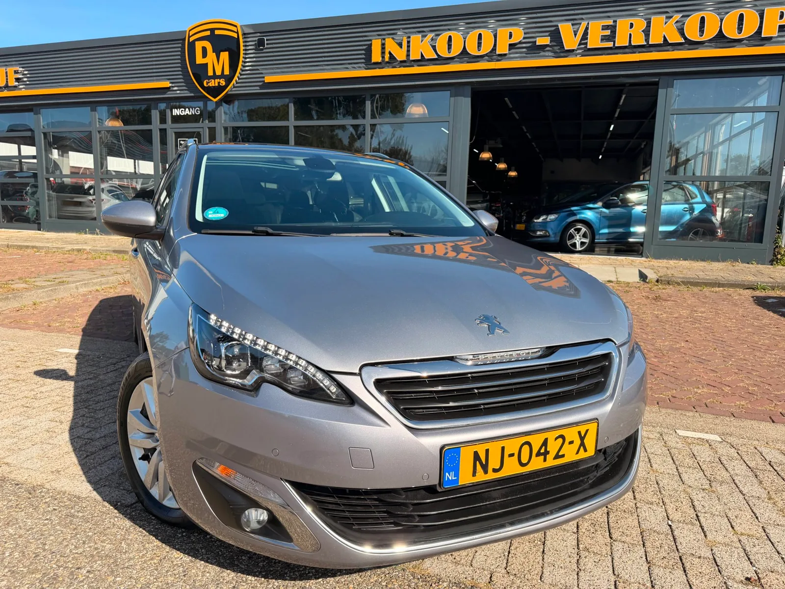 Peugeot 308 (2017) — foto 1