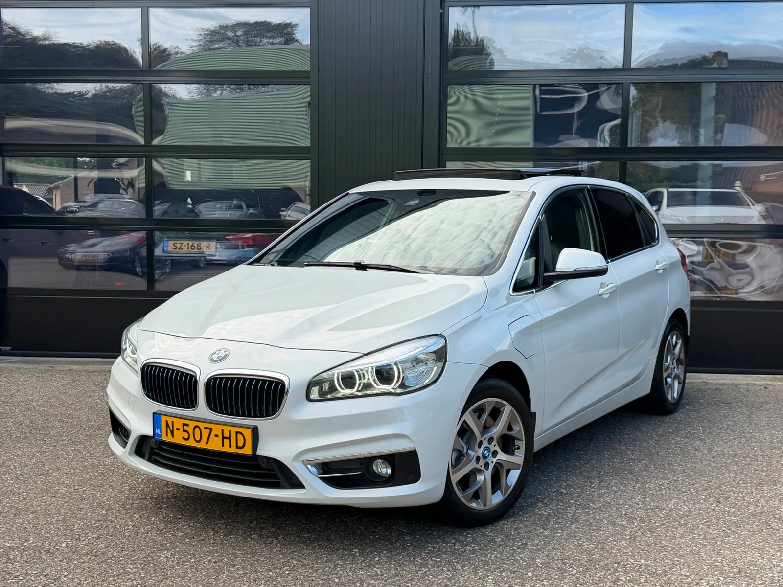 BMW 2-Serie Active Tourer (2016) — foto 1