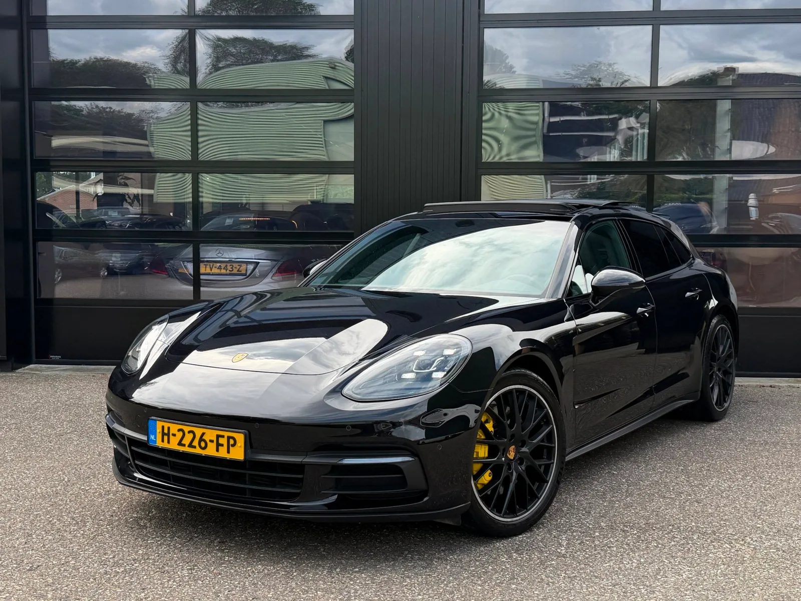 Porsche Panamera (2018) — foto 1