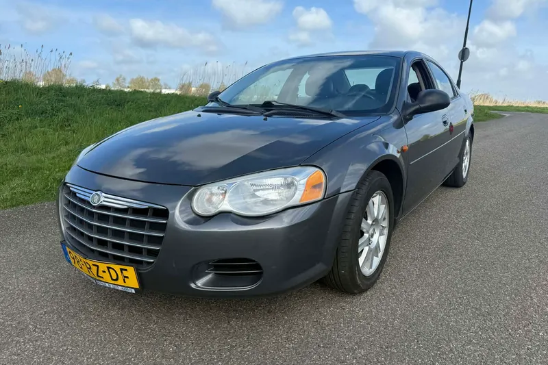 Chrysler Sebring (2005)