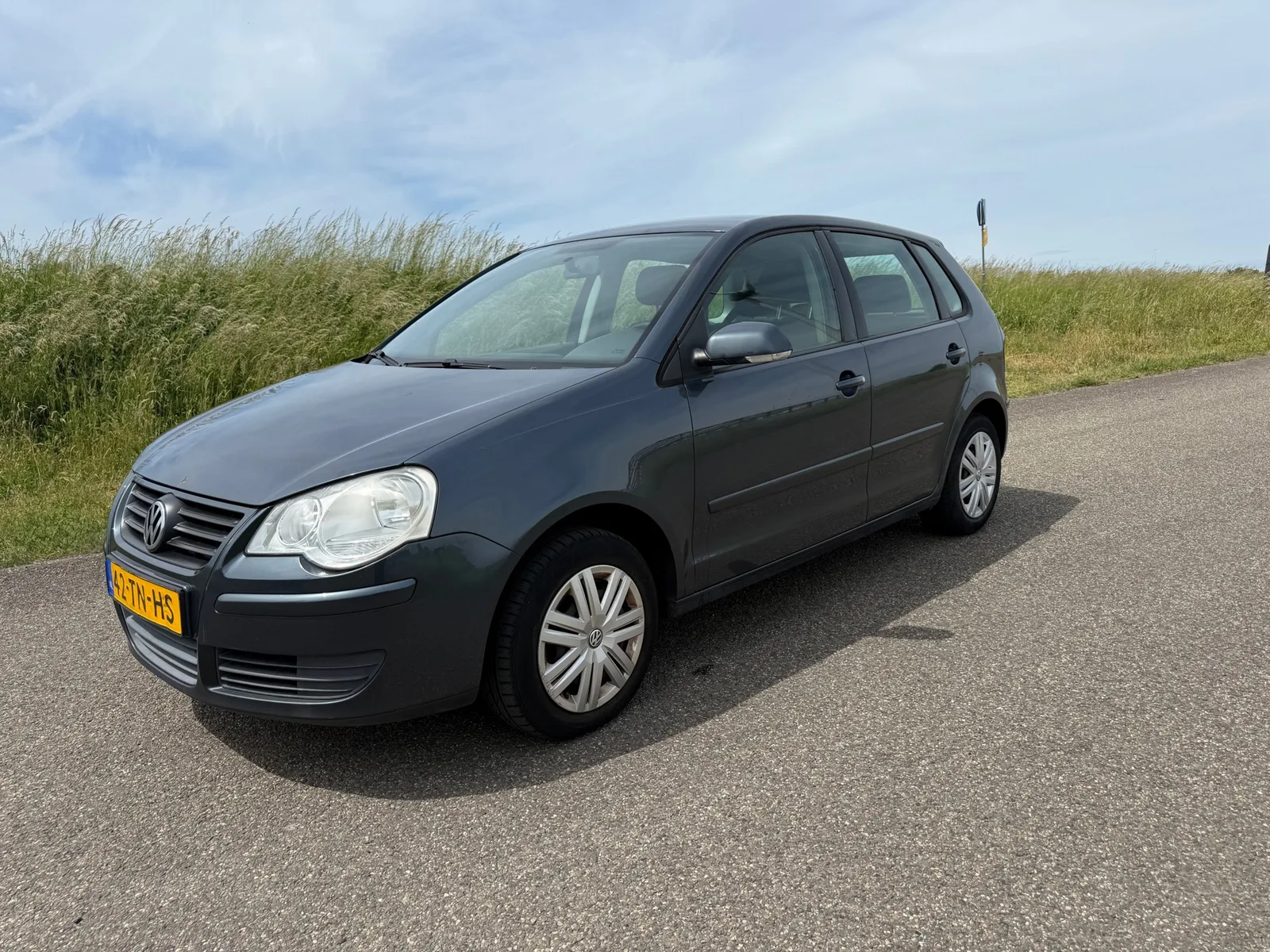 Volkswagen Polo (2006) — foto 1