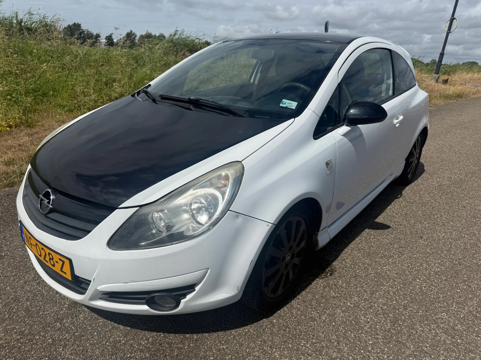 Opel Corsa (2009) — foto 1