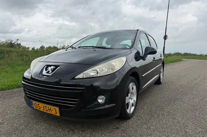 Peugeot 207 (2009)
