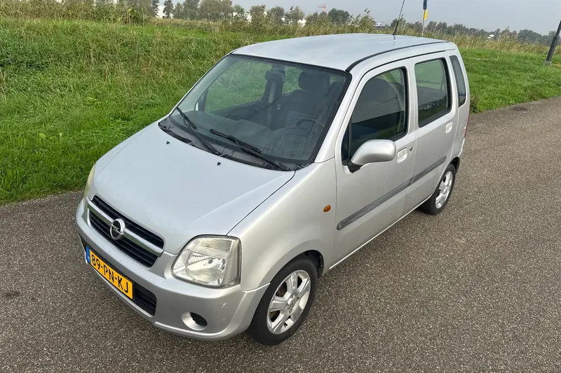 Opel Agila (2004)