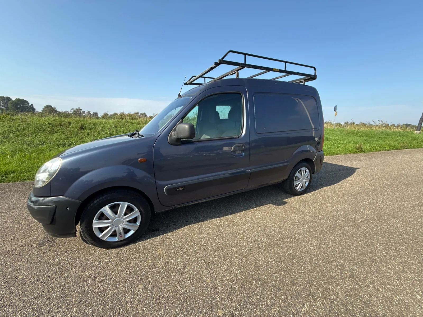 Nissan Kubistar (2005) — foto 1
