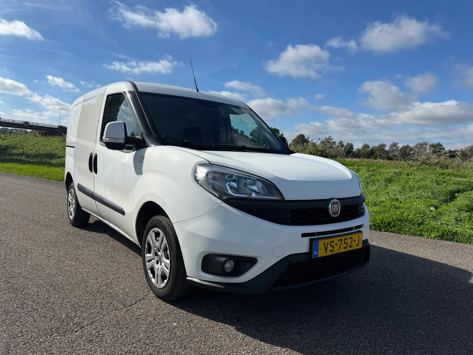 Fiat Doblò Cargo (2015) — foto 1