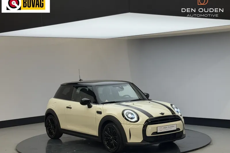 MINI Cooper (2021)