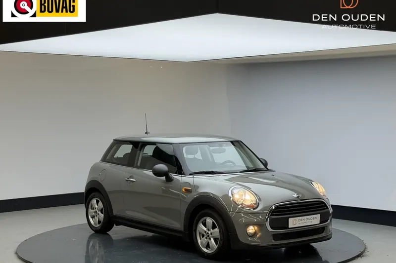 MINI One (2017)