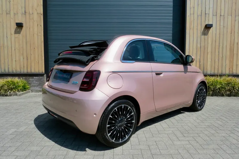 Fiat 500e (2024)