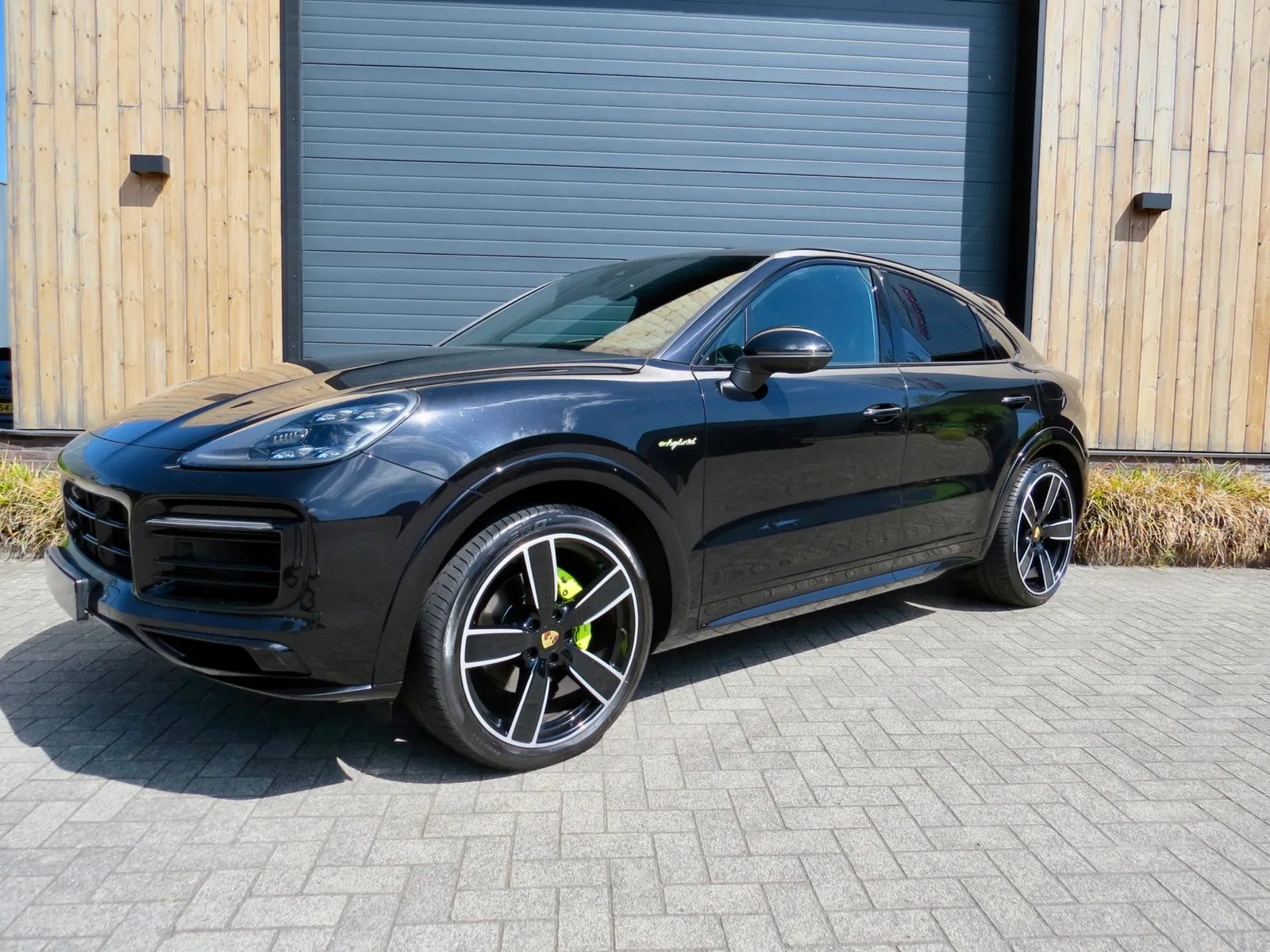 Porsche Cayenne Coupé (2021) — foto 1