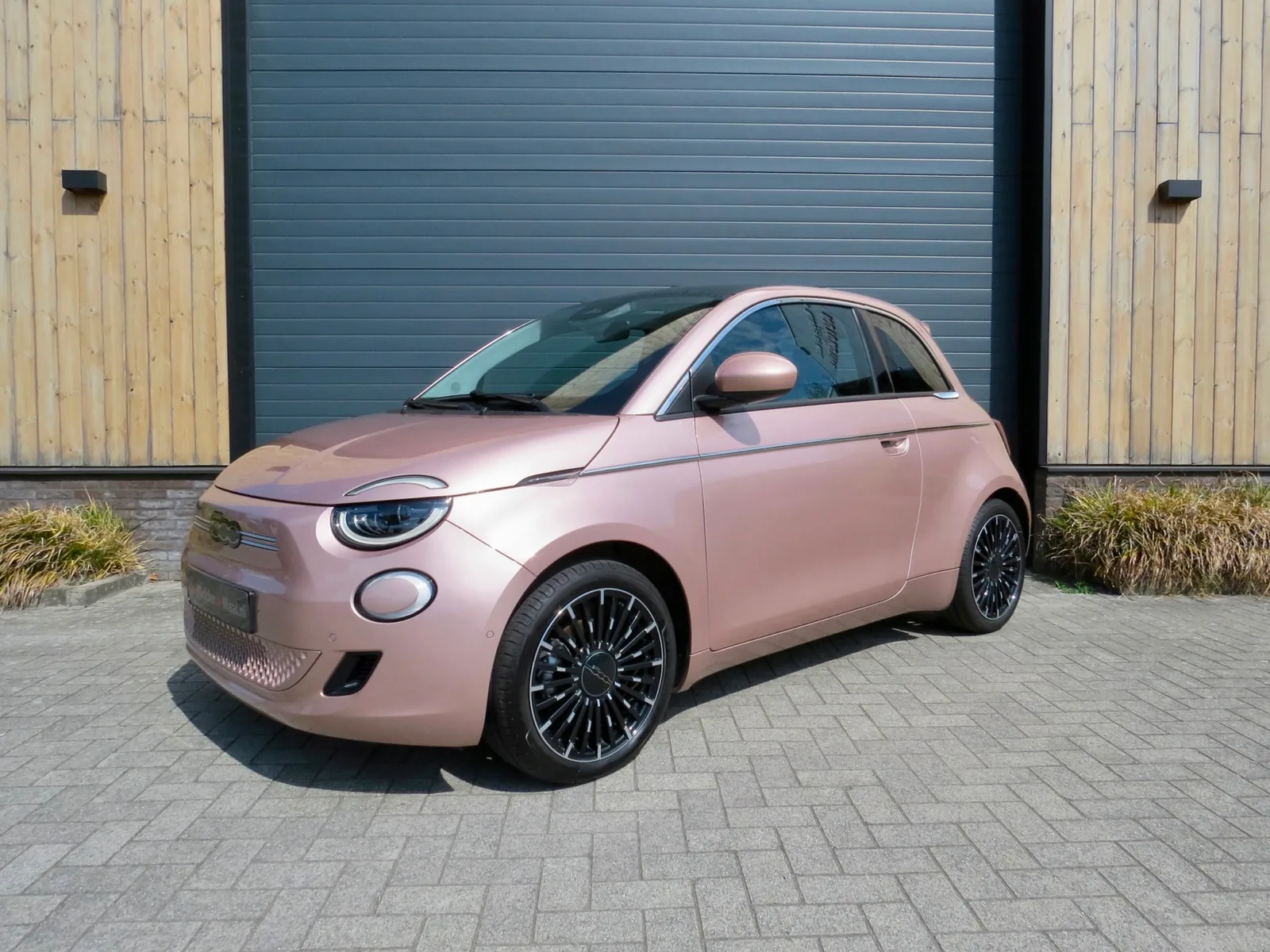Fiat 500 (2024) — foto 1
