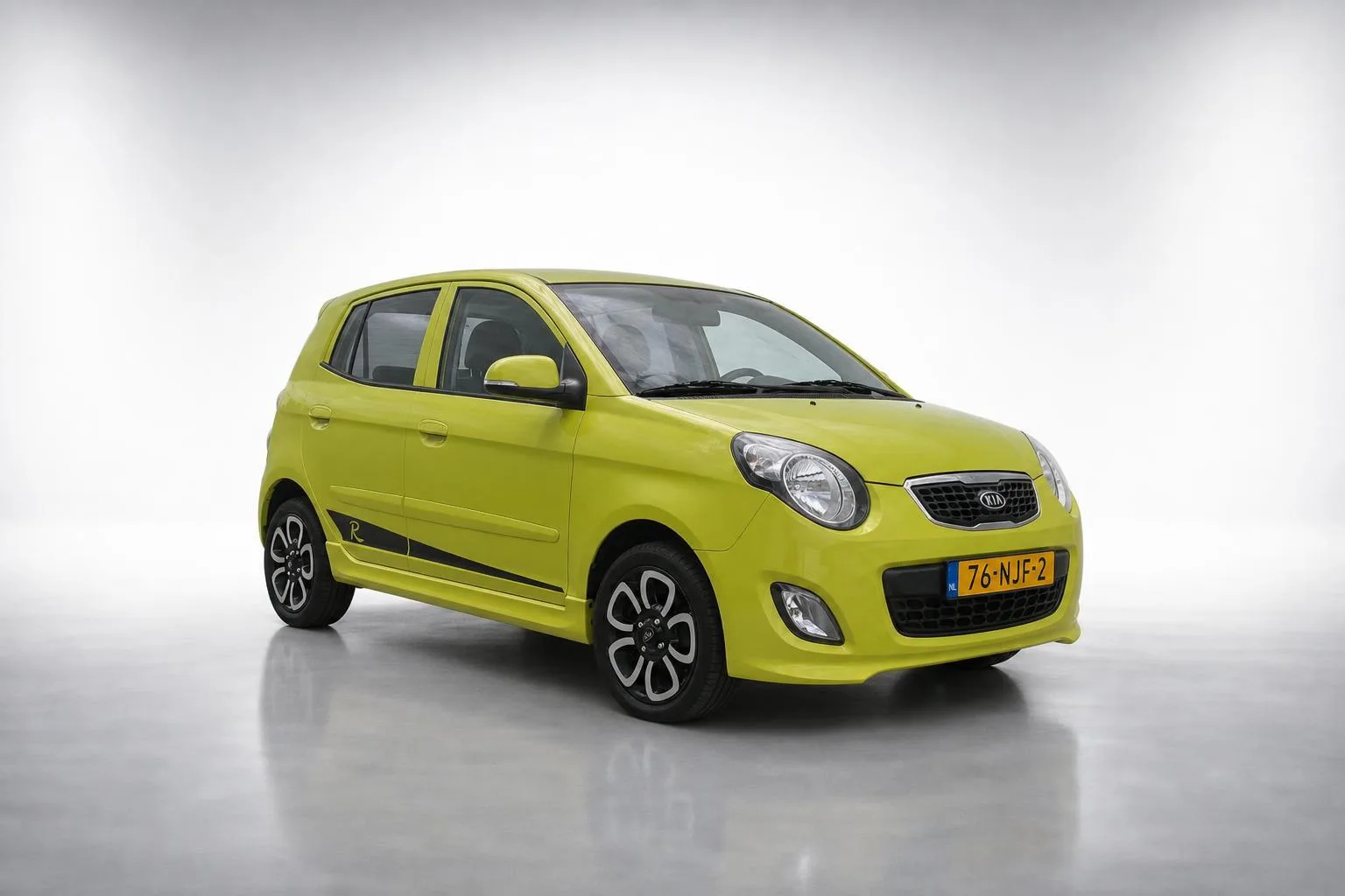 Kia Picanto (2010) — foto 1