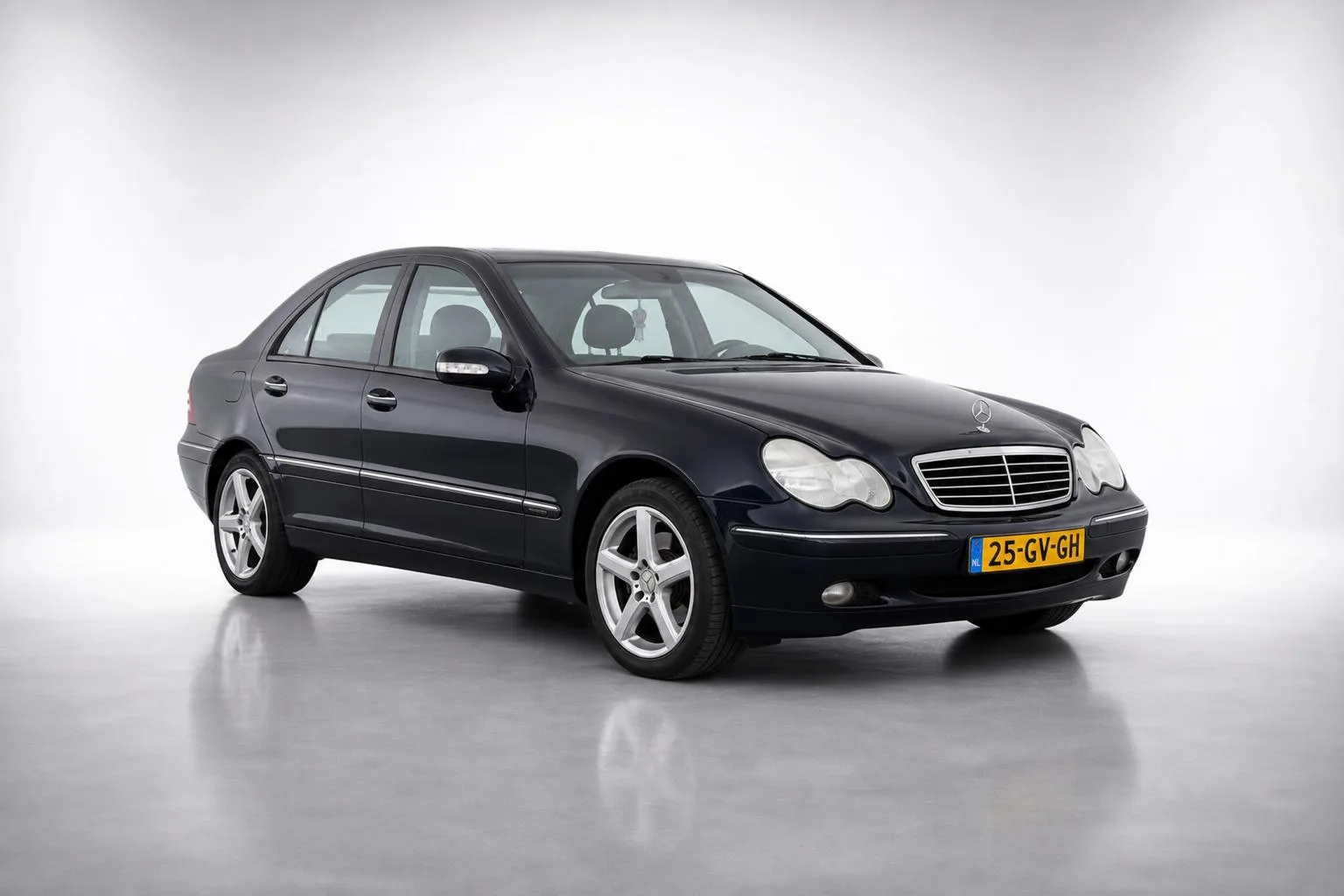 Mercedes-Benz C-Klasse (2001) — foto 1