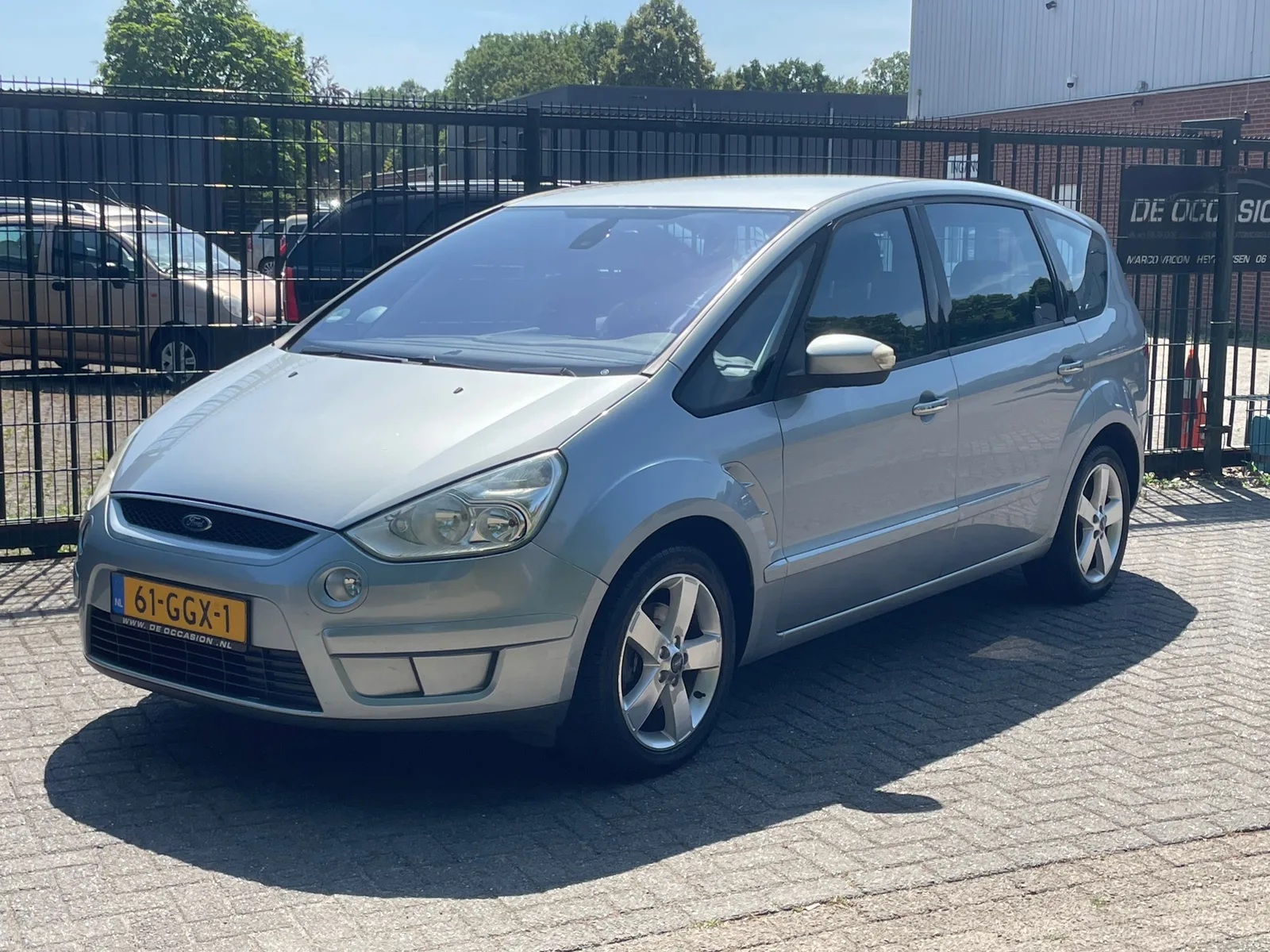 Ford S-Max (2008) — foto 1