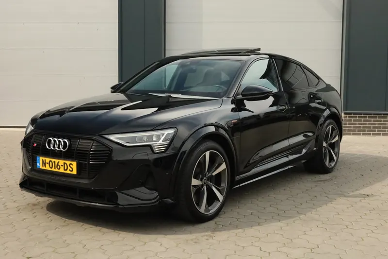 Audi e-tron Sportback (2021)