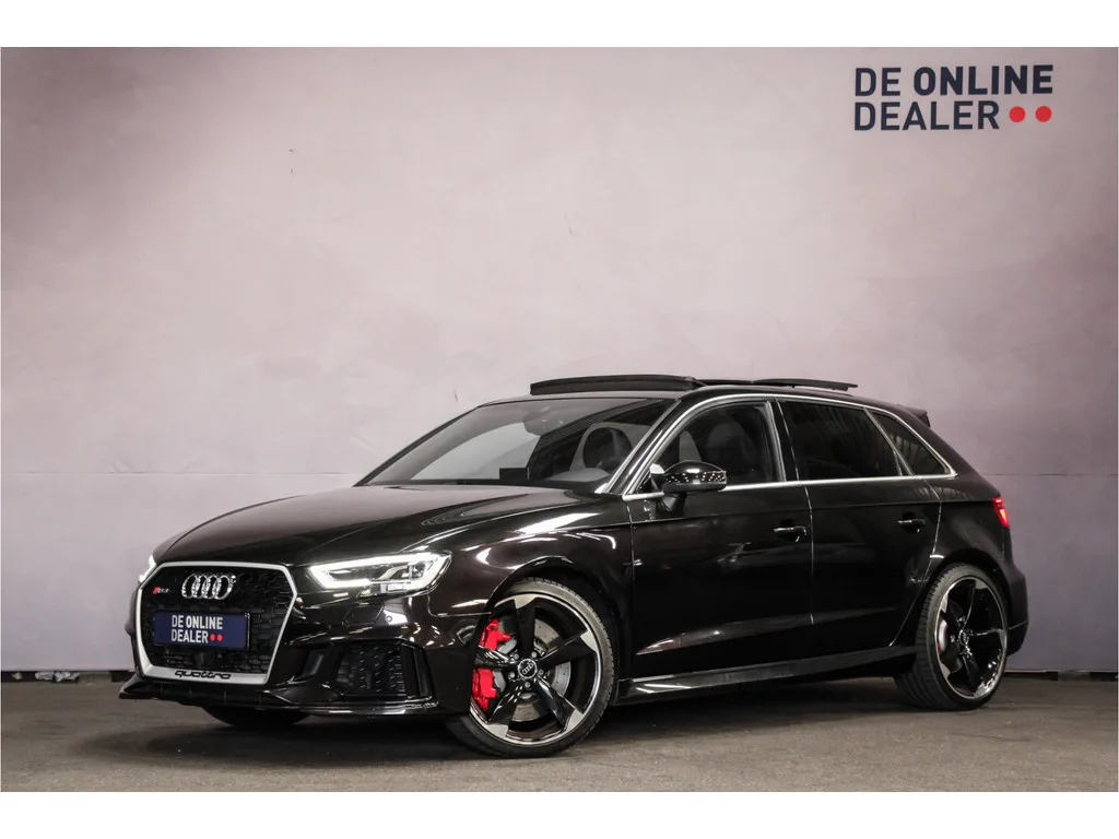 Audi RS 3 Sportback (2019) — foto 1