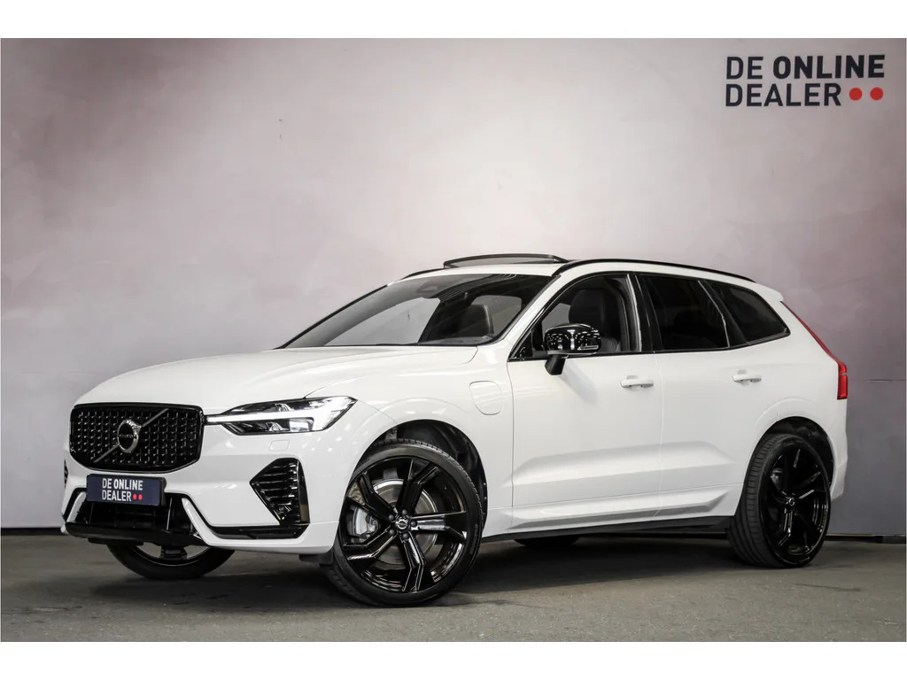 Volvo XC60 (2022) — foto 1