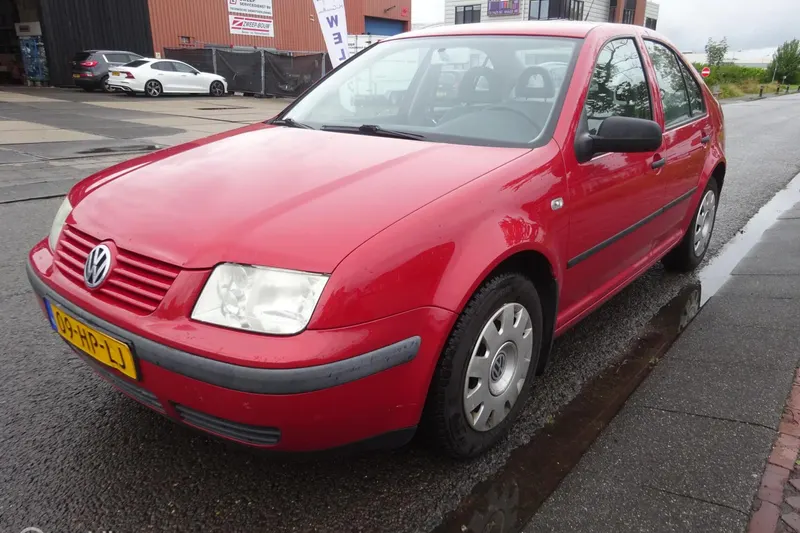 Volkswagen Bora (2001)