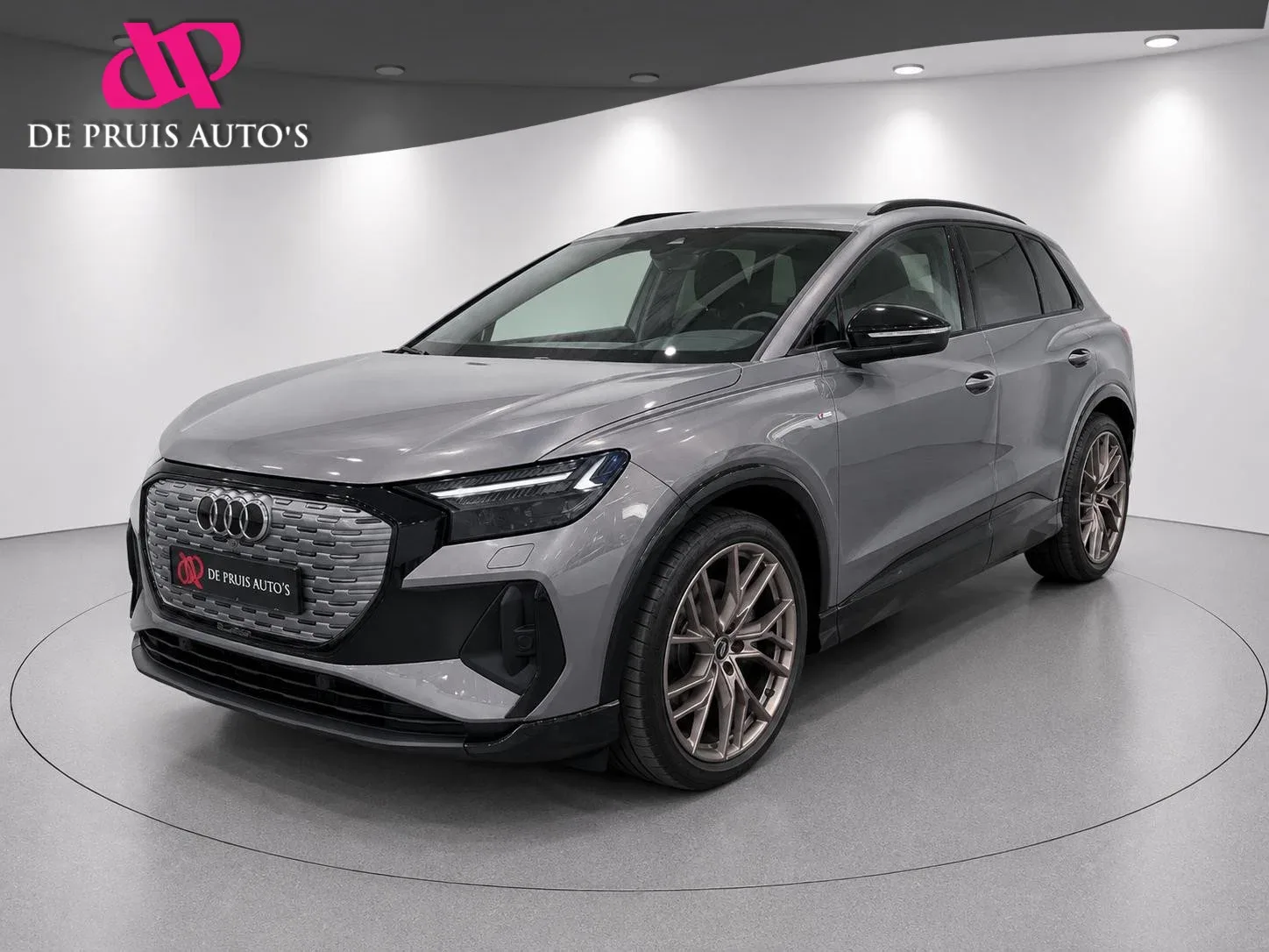 Audi Q4 e-tron (2022) — foto 1
