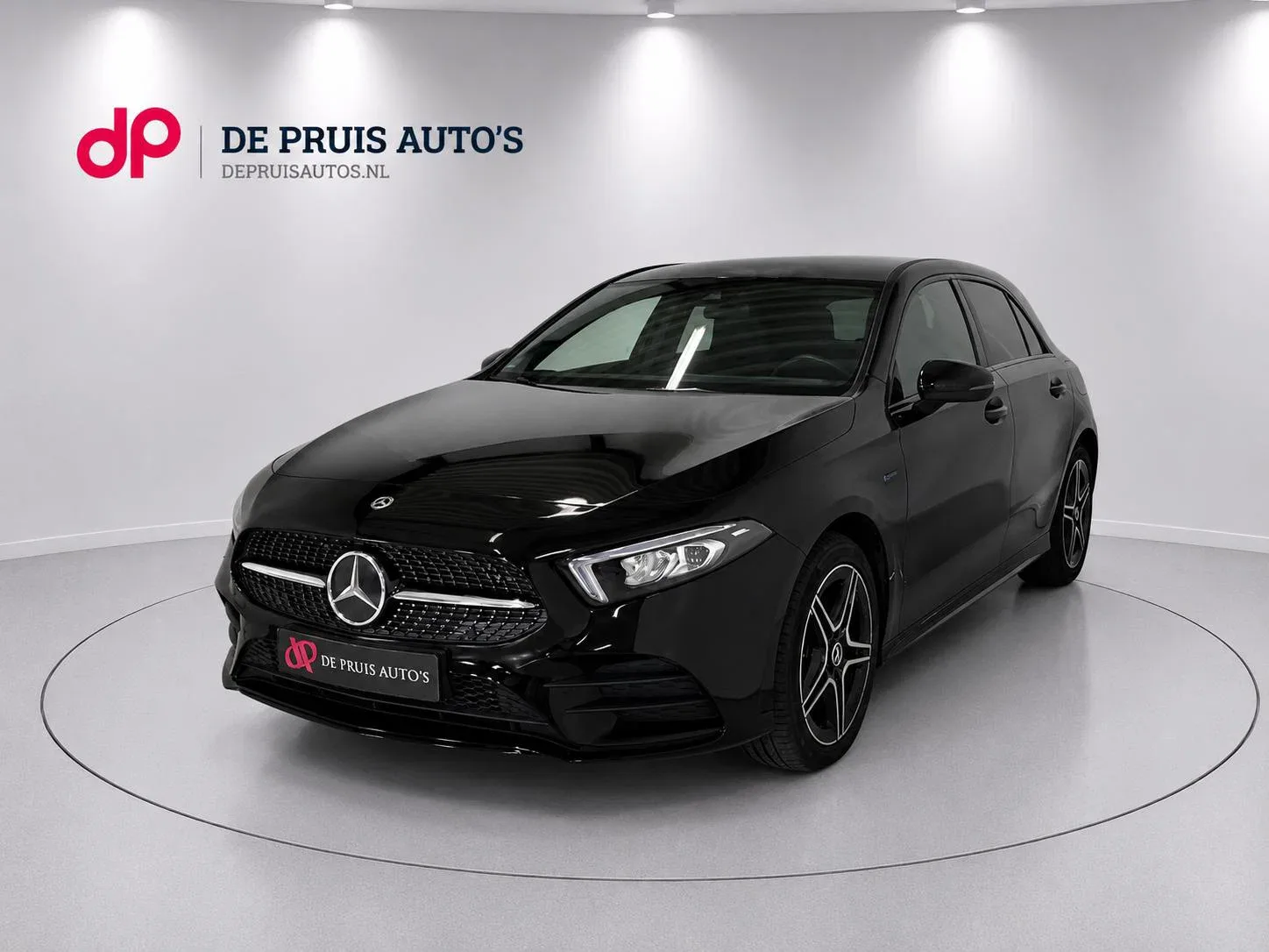 Mercedes-Benz A-Klasse (2021) — foto 1