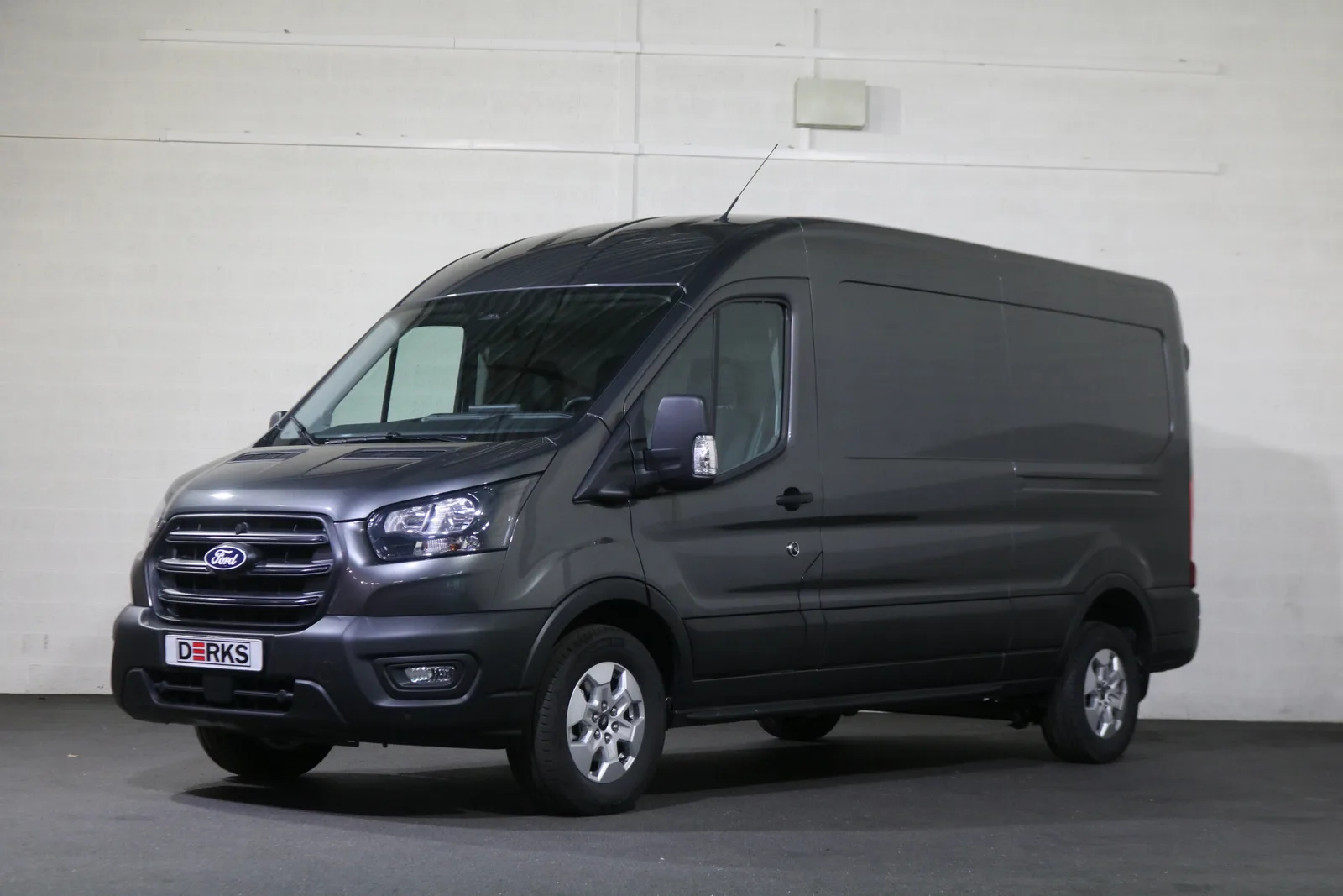 Ford Transit (2024) — foto 1
