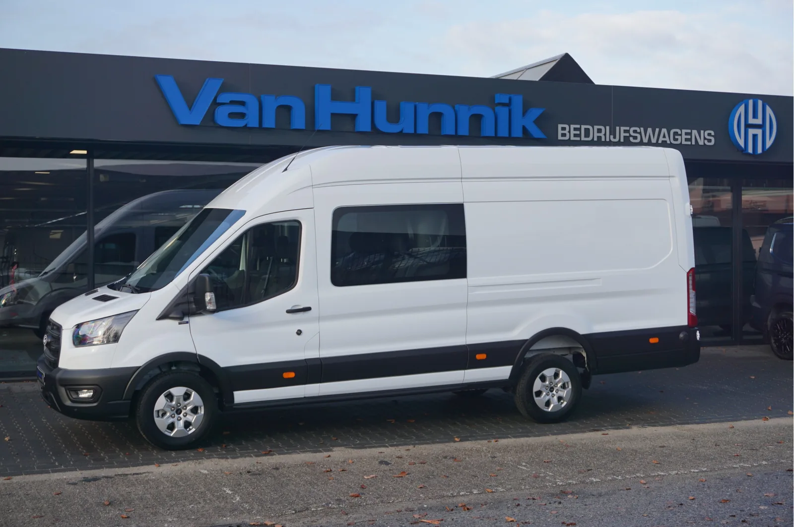 Ford Transit (2024) — foto 1