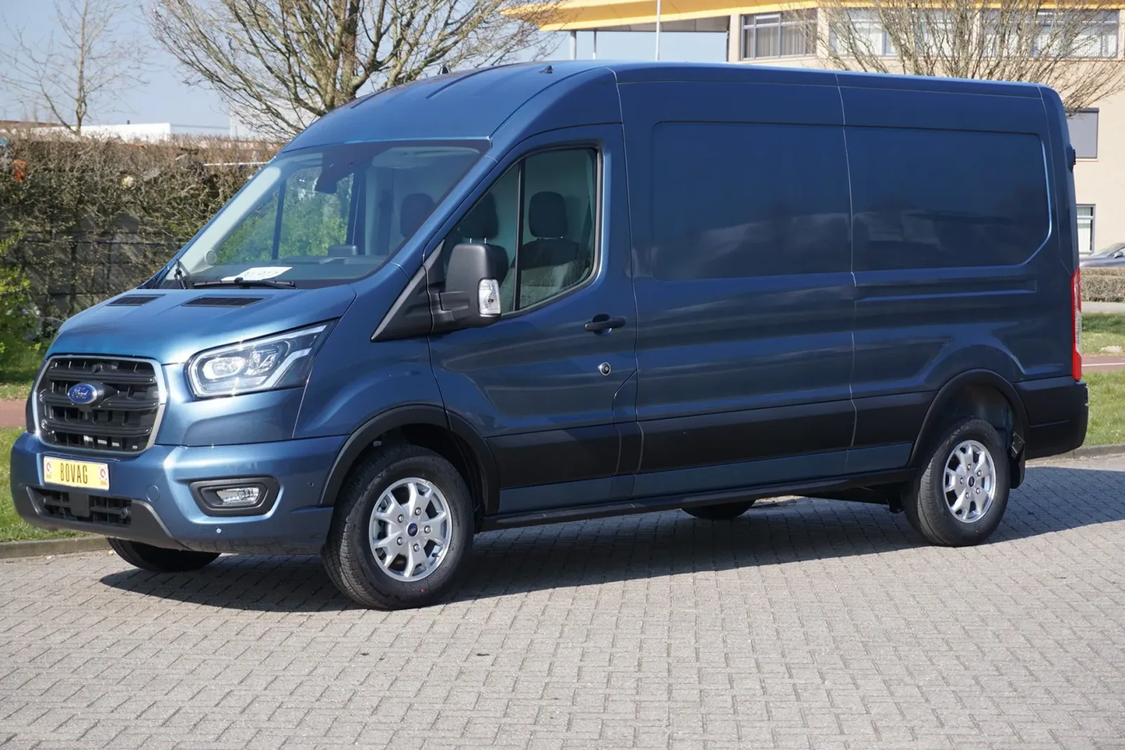 Ford Transit (2024) — foto 1