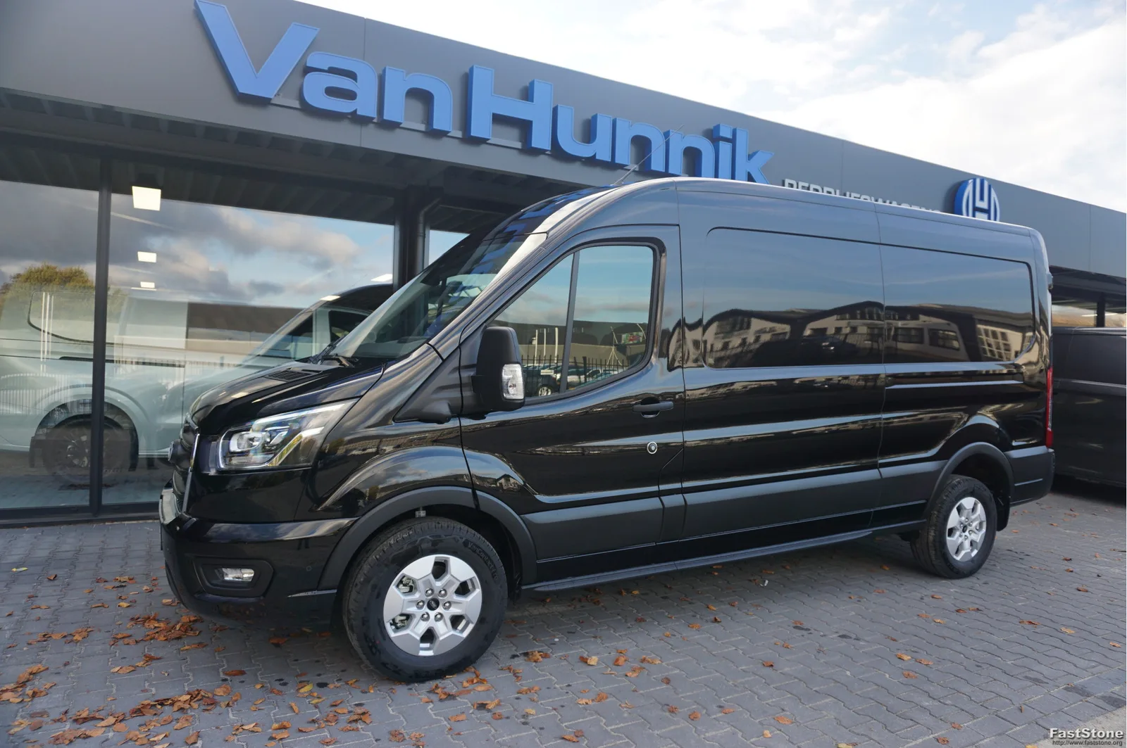 Ford Transit (2024) — foto 1