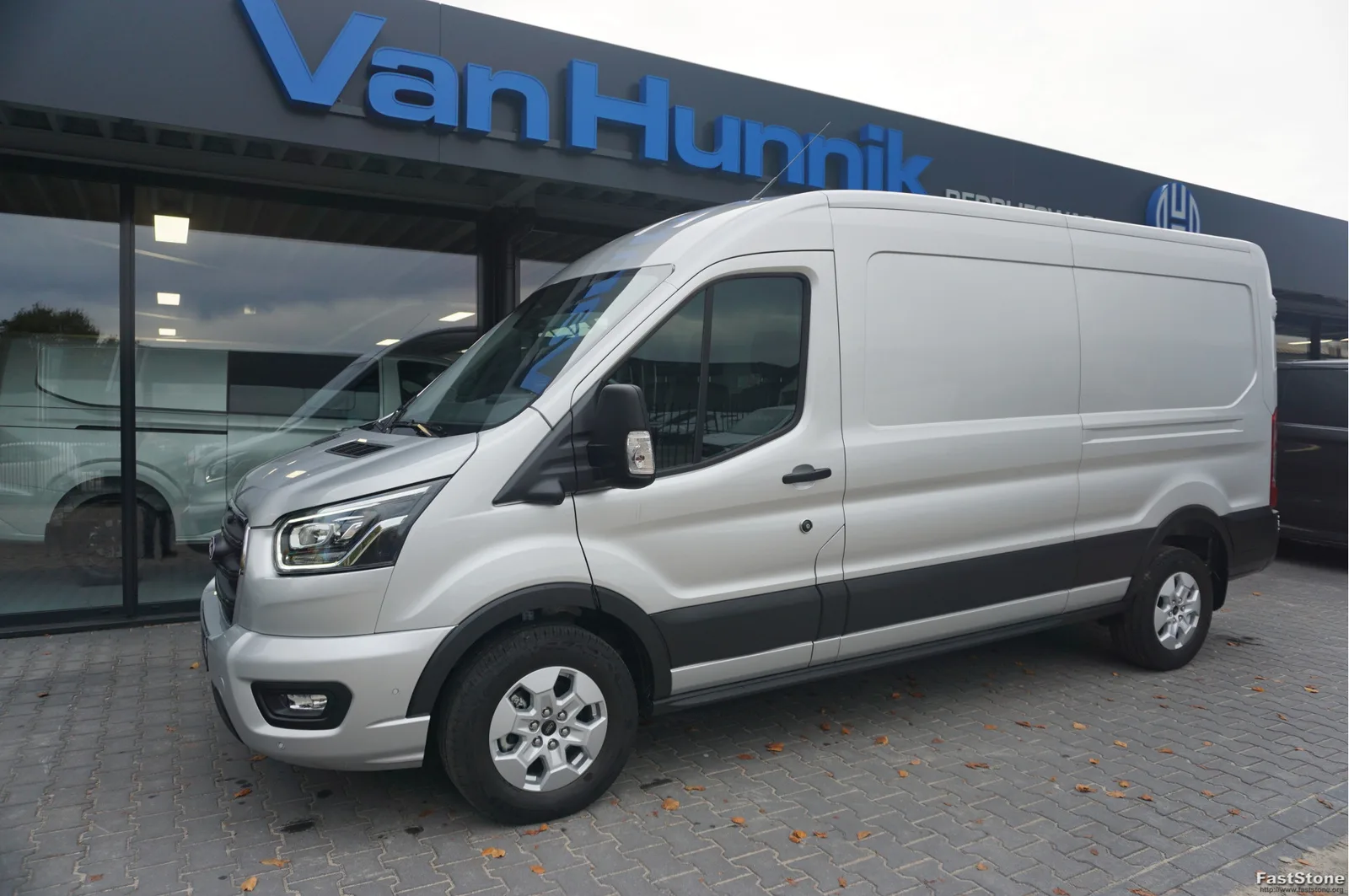 Ford Transit (2024) — foto 1