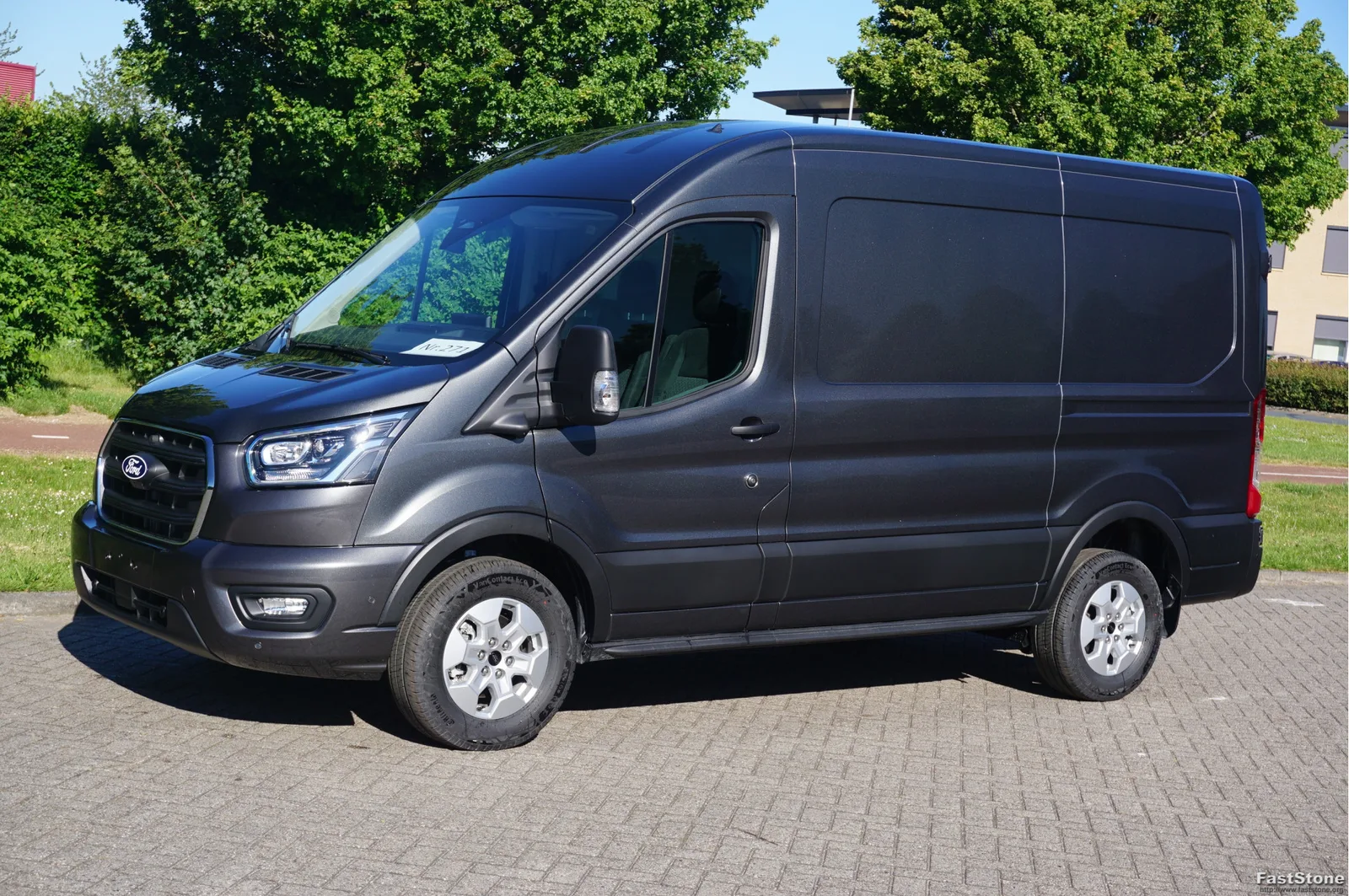 Ford Transit (2024) — foto 1