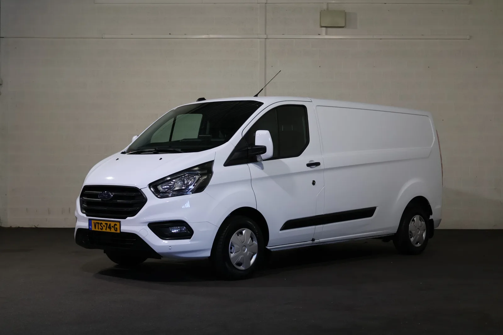 Ford Transit Custom (2022) — foto 1