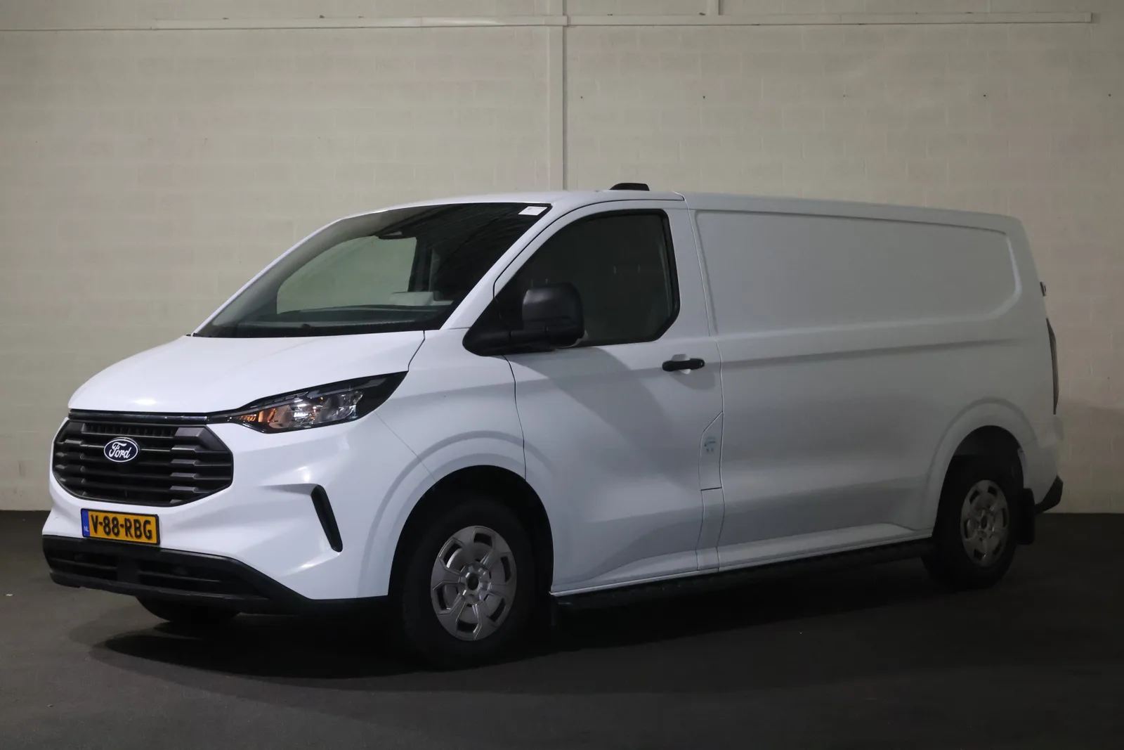 Ford Transit Custom (2024) — foto 1