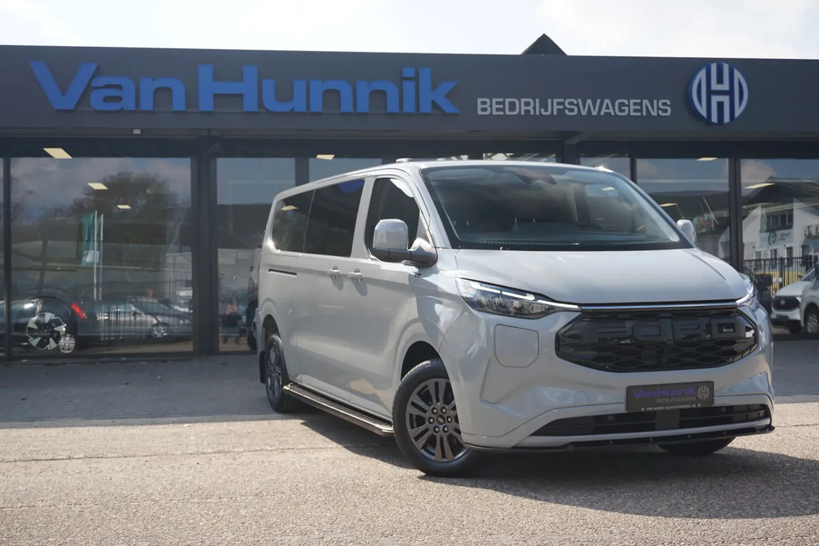 Ford Transit Custom (2025) — foto 1