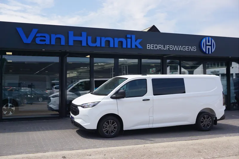 Ford Transit Custom (2025)