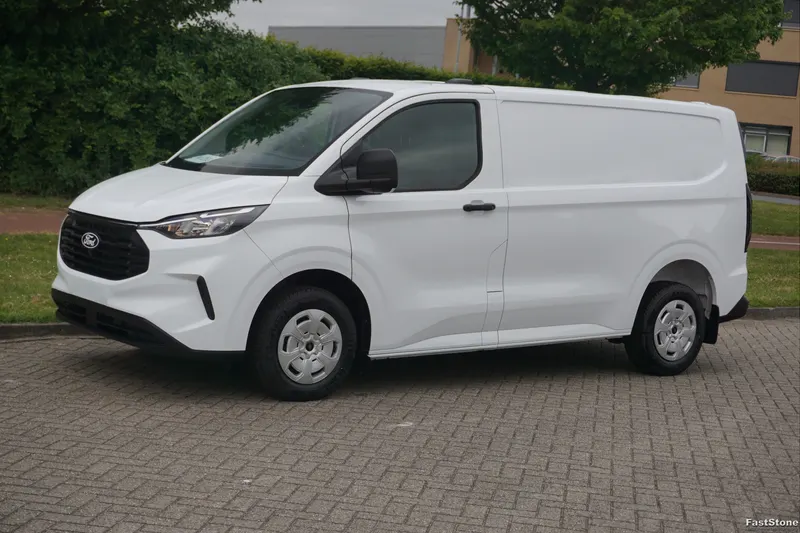 Ford Transit Custom (2024)