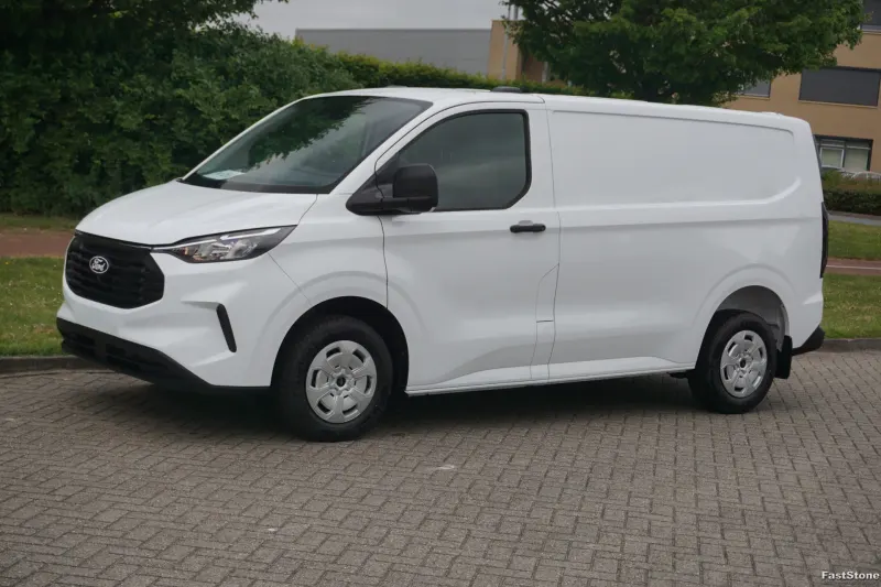Ford Transit Custom (2024)