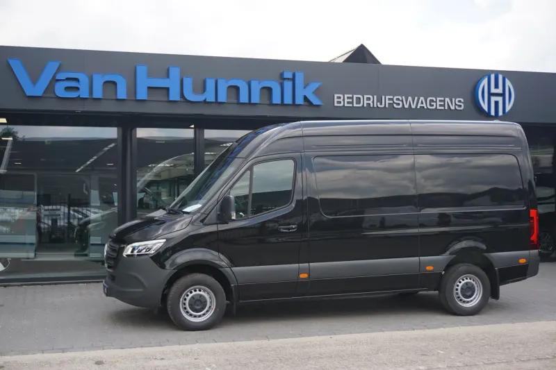 Mercedes-Benz Sprinter (2024)