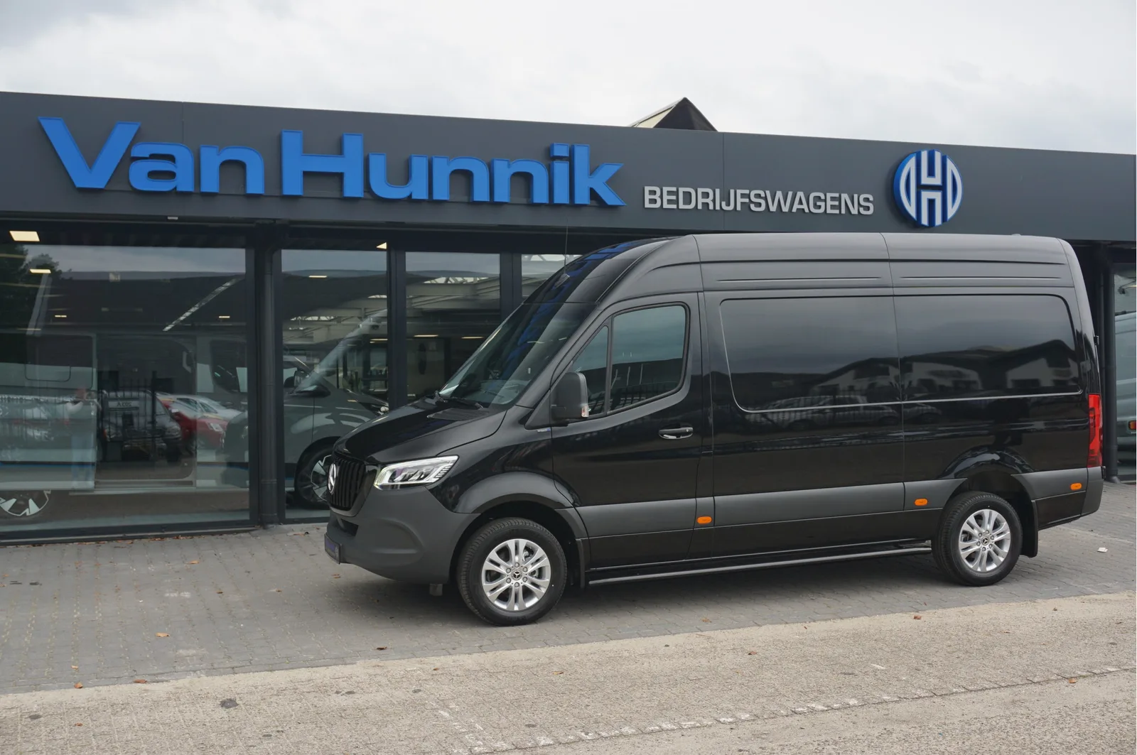 Mercedes-Benz Sprinter (2024) — foto 1