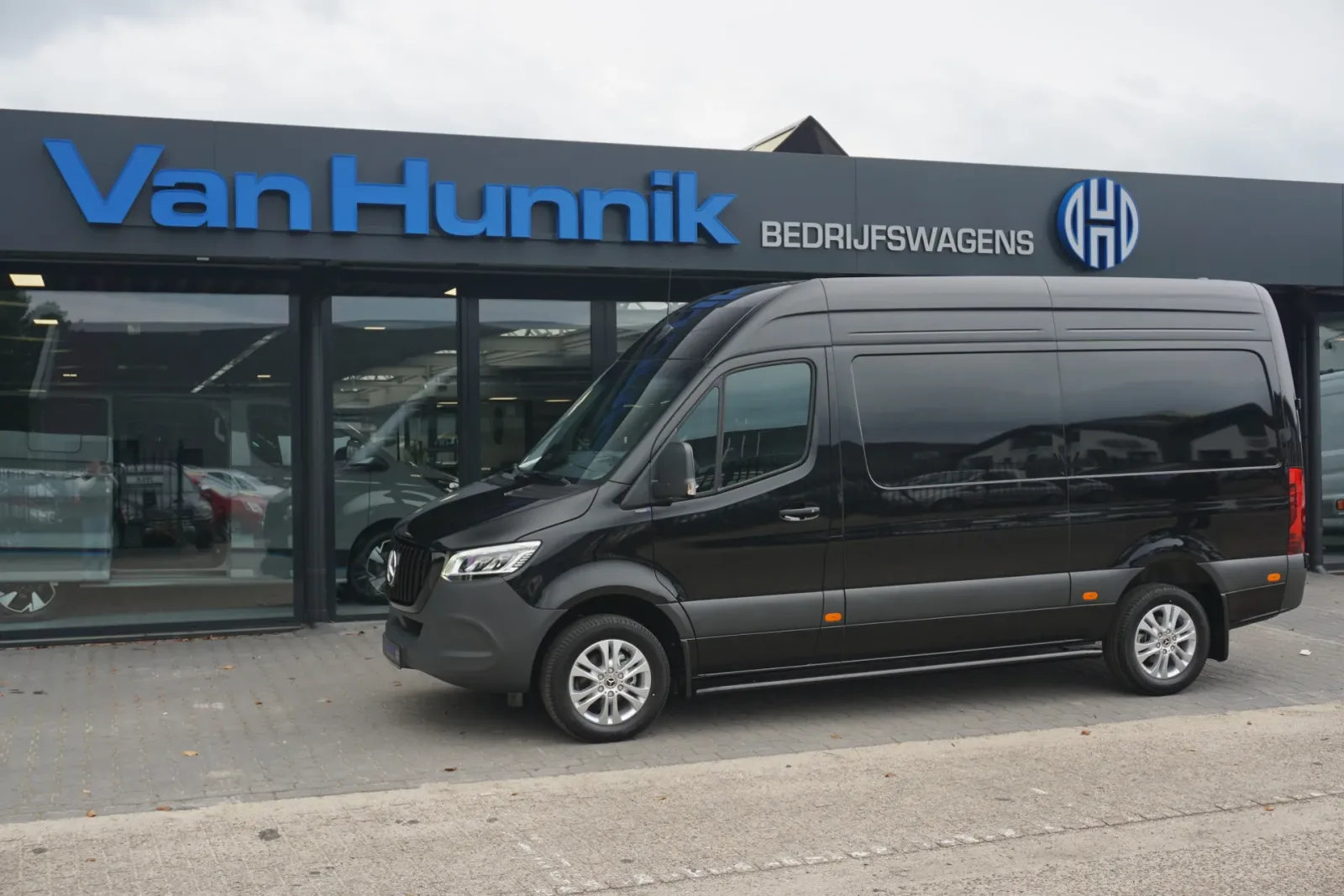 Mercedes-Benz Sprinter (2024) — foto 1