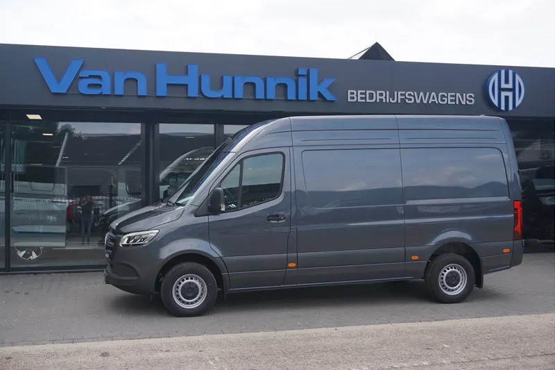 Mercedes-Benz Sprinter (2024)