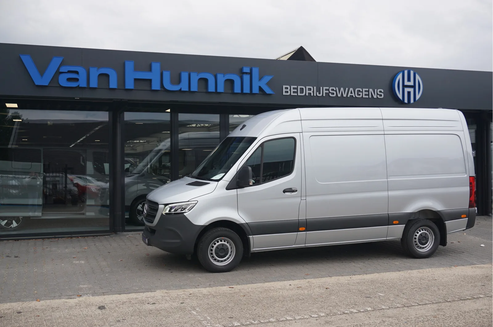 Mercedes-Benz Sprinter (2024) — foto 1