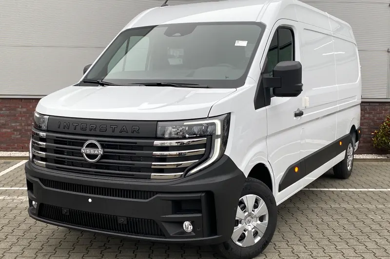 Nissan Interstar (2024)