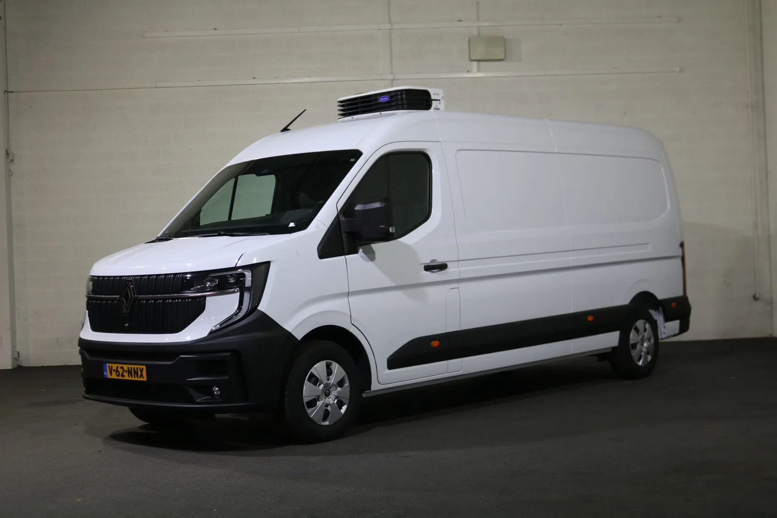 Renault Master (2024) — foto 1