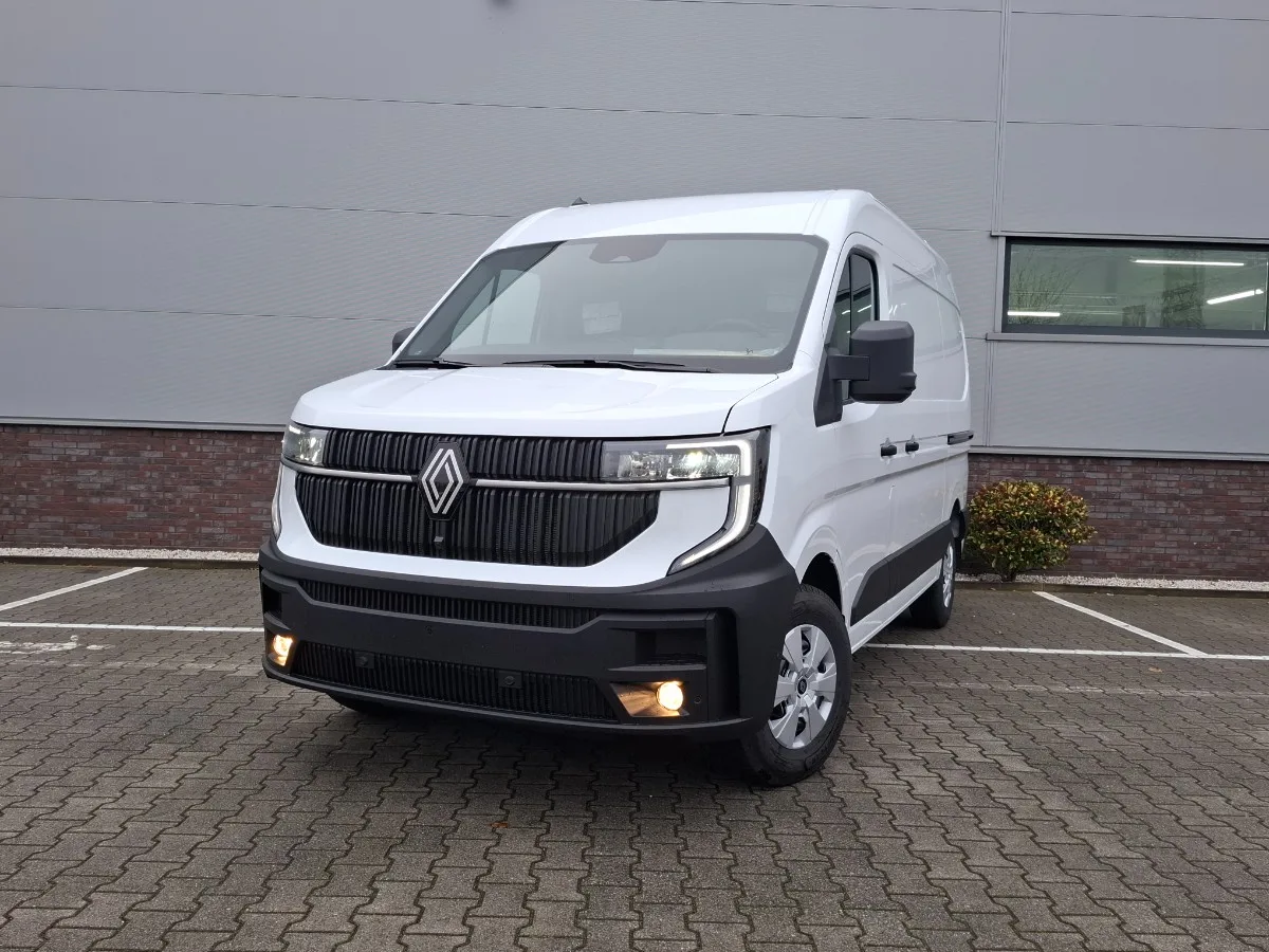 Renault Master (2024) — foto 1