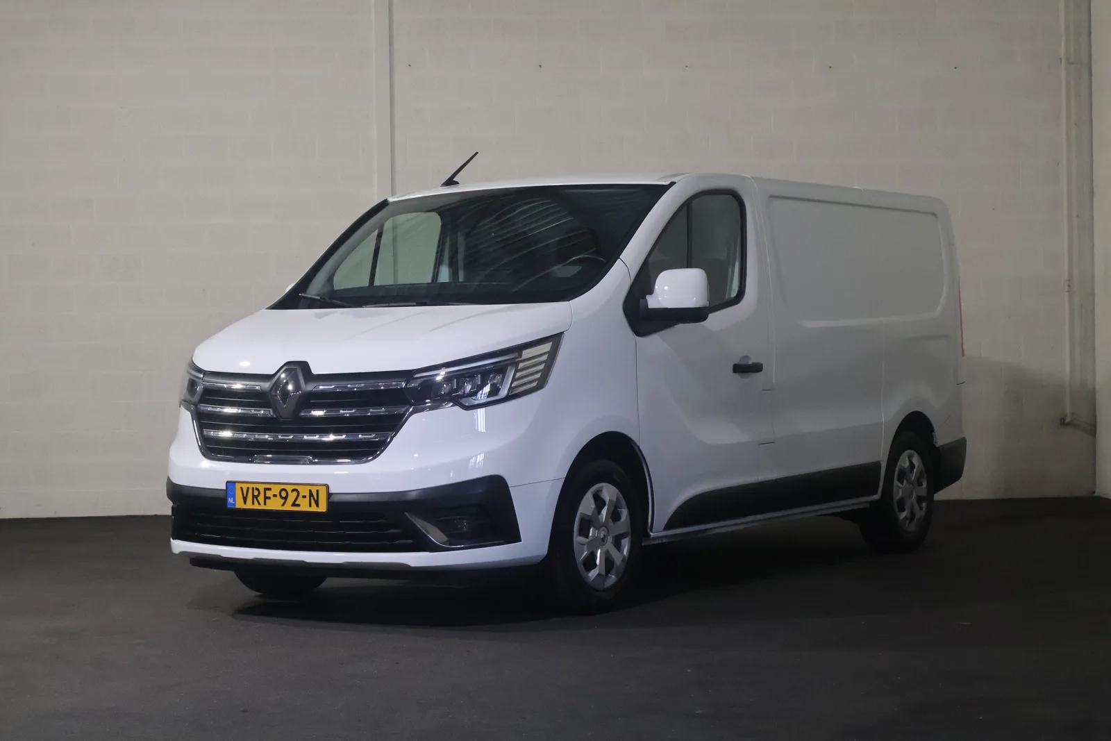 Renault Trafic (2022) — foto 1