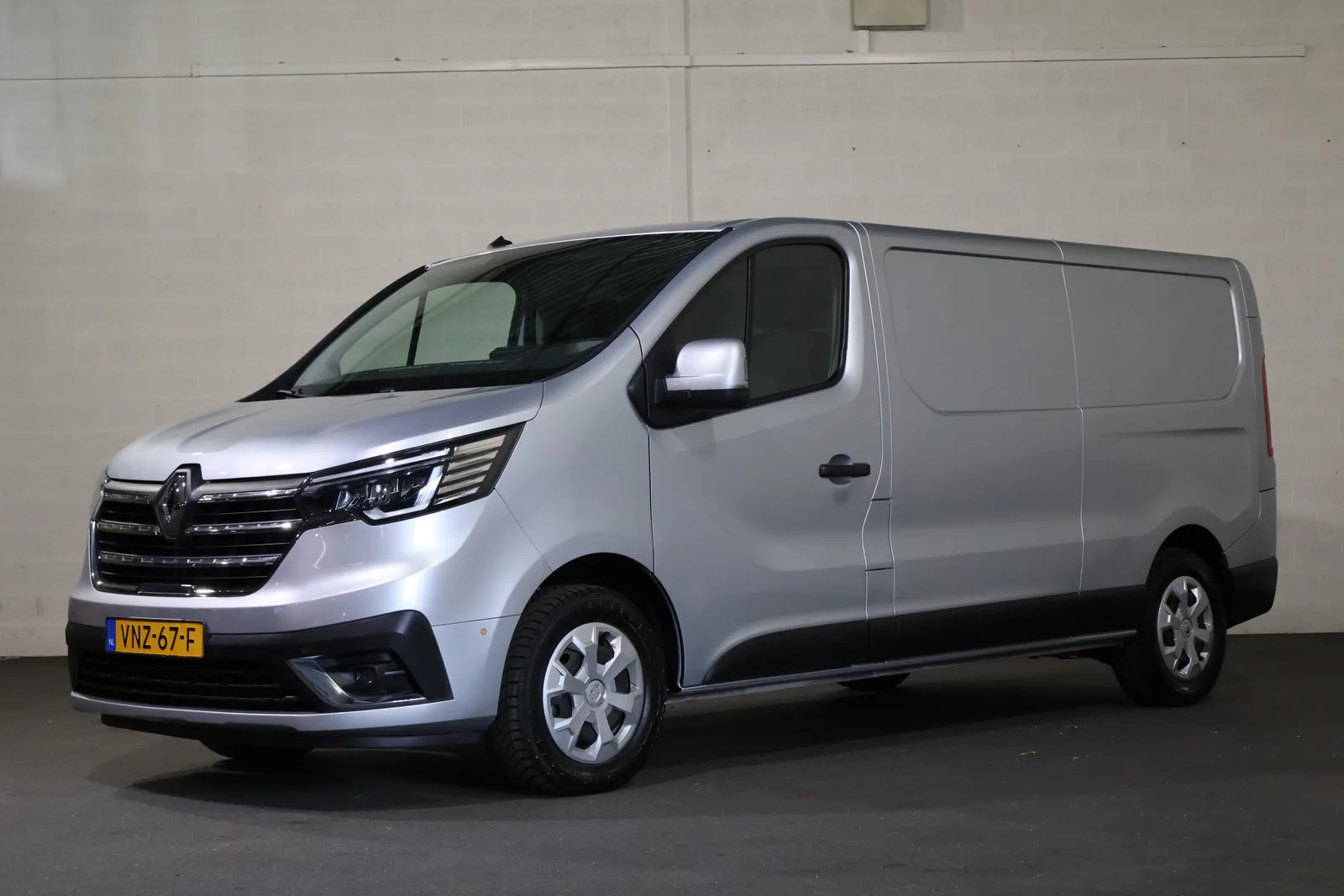 Renault Trafic (2022) — foto 1