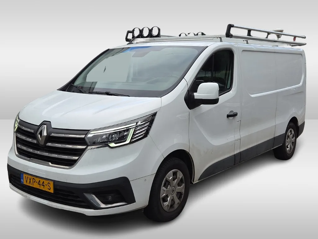 Renault Trafic (2023) — foto 1
