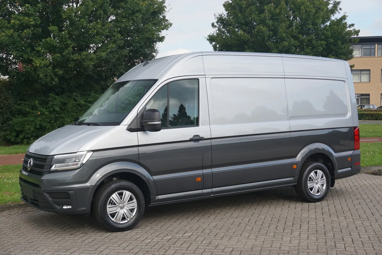 Volkswagen Crafter (2024) — foto 1