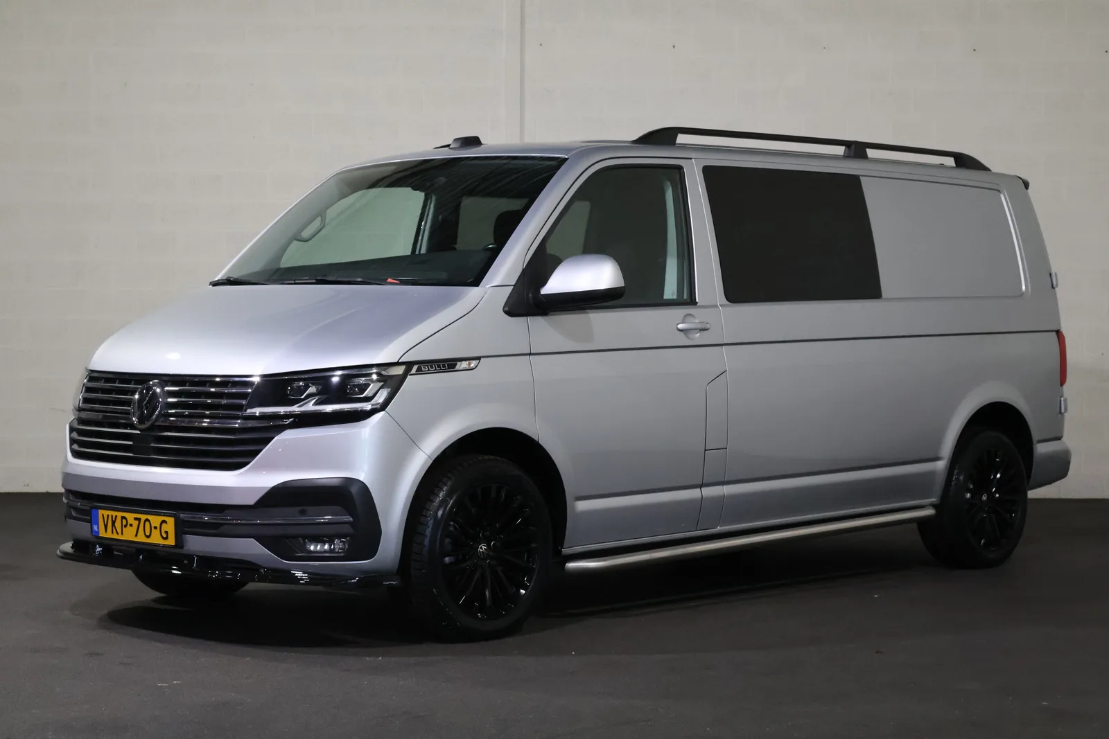 Volkswagen Transporter (2021) — foto 1